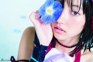 武田玲奈图片,光影交织下的时尚偶像